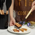 Kit 12 Utensílios de Cozinha em Silicone Premium com Cabo de Madeira Resistente ao Calor, Antiaderente, Seguro para Panelas, Colher, Espátula, Batedor e Concha Preto - Imagem 7
