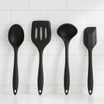 Kit de Utensílios de Cozinha em Silicone 4 Peças Colher Concha Espátula Vazada Espátula Preto Premium