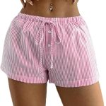 Short feminino casual casual listrado com cordão na cintura