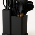 Utensilios Cozinha Silicone | Kit 19 Pecas Completo | Espatulas Pegadores, Colheres e Tabua de Corte | Para Cozinhar Assar e Servir | Resistente Calor Seguranca | Praticidade e Estilo (Preto)