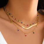 Conjunto de Colares Feminino "Powerful Colors" 3 em 1 – Semijoias com Pedras Coloridas – Estilo, Versatilidade e Toque Fashion – Metal Leve e Resistente – Tamanhos Variados - Imagem 4