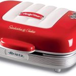 Ariete 1972, Sanduicheira Retrô Vermelha - Party Time, Multifuncional Com 3 tipos de placas antiaderentes, 700 Watt - 127V