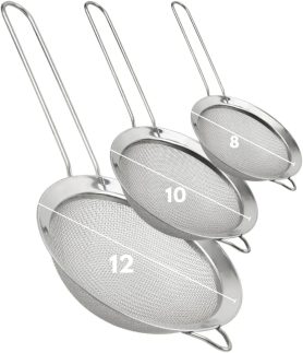 Kit com 3 Peneiras de Cozinha Inox com Alça – Tamanhos 8cm, 10cm e 12cm – Para Coar, Peneirar e Lavar Alimentos com Facilidade - Premium