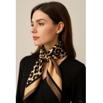 Lenço Feminino Luxo Animal Print, Lenço Estampa de Oncinha, lenço de Cetim Toque de Seda, lenço 70x70cm, Lenço de Pescoço Cabelo Bolsa, Lenço Clássico Elegante, Echarpe Feminina, Scarf, Lenço Onça - Imagem 2