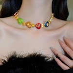 Gargantilha Feminina "Roda da Fortuna" com Pingente Sagrado Coração – Estilo Medieval, Luxo Atemporal e Fé – Material Cobre – Acompanha Bolsa de Veludo - Imagem 9