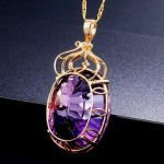Colar Feminino Luxo "Ametista" – Prata Banhada a Ouro 18K, Pingente de Cristal Ametista e Zircônias – Joia Fina, Elegante e Sofisticada – Acompanha Bolsa de Veludo - Imagem 7