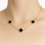 Colar Choker Trevo Virgínia Pedra Branca Folheado a Ouro de Qualidade Feminino 35cm com mais 5cm de Extensor Regulável Gargantilha - Imagem 6