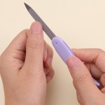 Mini lixa de unha de aço inoxidável dobrável dupla face ferramentas de polimento reutilizáveis manicure cortador de dedo do pé limas pequenas, roxo - Imagem 3