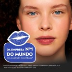 NIVEA Hidratante Labial Amora Shine 4,8g, Hidratação Intensa 24h, Cor Suave, Brilho Delicado, Cuidado Diário, Manteiga de Karité - Imagem 7