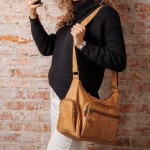Bolsa Feminina Transversal Grande com Alça de Ombros Ajustável em Couro PU, PGH Elegance - Imagem 2