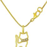 Colar Choker Gargantilha Corrente Veneziana Fina de 45cm com Pingente de Gato / Gatinho Liso com Coleira de Zircônias, Folheado a Ouro, Mãe de Pet, Dourada, Semijoias Para Mulheres de Bom Gosto, Moda Feminina, Tendência - Pingente 2cm x 1cm.