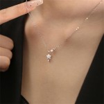 Colar feminino com pingente de estrela de zircônia cúbica brilhante, strass e cinco pontas, colar gargantilha ajustável de Natal, Small, Aço inoxidável, Sem Pedra Preciosa - Imagem 2