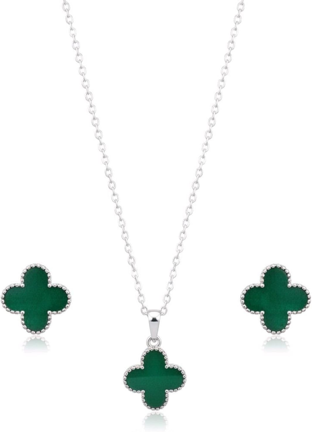 Conjunto-Gargantilha-Colar-e-Brinco-Trevo-de-Sorte-Banhado-a.jpg Conjunto Gargantilha Colar e Brinco Trevo de Sorte Banhado a Ouro 18K – Elegância e Sofisticação para Mulheres de Estilo