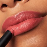Batom cremoso THE slim STICK essence 103 Brickroad - Imagem 3