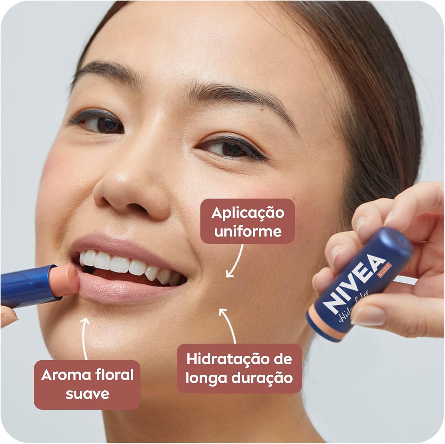NIVEA Hidratante Labial Hidra Color 2 em 1 Nude 4,8g - Combina cor suave e hidratação enriquecida com Manteiga de Karité, Óleo de Amêndoas orgânico e Vitamina E, que protegem os lábios - Imagem 3