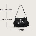 Bolsa mensageiro feminina grande com alça transversal, estilo escolar, com patches e opção com ursinho – bolsa de ombro espaçosa para faculdade e dia a dia. - Imagem 3