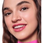 Batom Satin Glow Shine essence 03 Rose And Shine - Imagem 5