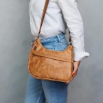 Bolsa Transversal Feminina de Ombro Média Ajustável em Couro PU, PGH Essenza - Imagem 2