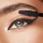 KIKO MILANO, Twistable Volume & Length Mascara, Rímel 2 em 1, Cor Preta - Imagem 4
