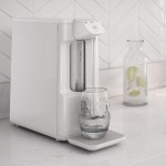 Electrolux Purificador de Água Gelada Fria e Natural Elétrico Compacto Eletronico placa Filtro refil 6 meses ou 3000l Painel Touch Bivolt branco PE12B - Imagem 8