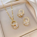 Conjunto Feminino "Floral Charm" – Colar 40cm + 5cm Ajustáveis e Brincos 2.8cm x 1.5cm – Cobre com Zircônia, Elegante e Sofisticado – Acompanha Bolsa de Veludo - Imagem 6
