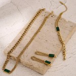 Conjunto Feminino "Émeraude Fantaisie" – Colar 43cm, Pulseira 21cm e Brincos 5cm em Aço Inoxidável Antialérgico, Design Luxuoso e Sofisticado – Acompanha Bolsa de Veludo - Imagem 5