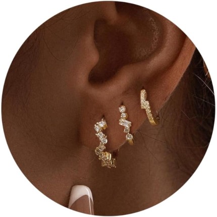 Brincos femininos de zircônia cúbica, brincos de ouro delicados, banhados a ouro 14 K, pequenos brincos de argola para mulheres, hipoalergênicos, bonitos, exclusivos, conjuntos de brincos de