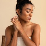 Pulseira feminina vintage de camadas triplas | Pulseira com sensação de ouro 18K sem perda de cor, centenas de joias para festas de aniversário, viagens, acampamento, uso diário - Imagem 2