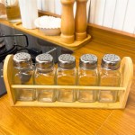 Conjunto de 06 Porta Condimentos de Vidro com Suporte de Bambu para Cozinha – Organizador de Temperos com Frascos Transparentes e Tampas Metálicas para Bancada - Imagem 5