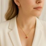 Conjunto Colar E Brinco Coração C/Zircônia Vermelho Banhado a Ouro Corrente 45cm Dourado - Imagem 3