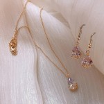 Conjunto de Joias Feminino ¨RainDrop¨ em Cristais Naturais e Cobre – Elegância, Versatilidade e Sofisticação – Acompanha Bolsa de Veludo - Imagem 5