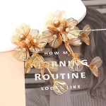 Brinco Feminino "Flower Secrets" - Design Floral Exclusivo em Cobre, Leve e Elegante - Acessório Fashionista - Acompanha Bolsa de Veludo - Imagem 7