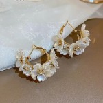 Brinco Feminino Argola "Floral Elegante" em Aço Inoxidável 2.2 cm x 3.6 cm – Acompanha Bolsa de Veludo - Imagem 6