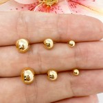Trio de brincos Bolinha antialérgico Banhada Ouro 18k 3 pares - Imagem 6