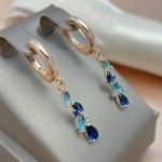 Brinco Feminino Cristais Zircônia Azul "Puro Brilho" – 4,1cm – Semijoia Elegante Clássica e Versátil para Todas as Ocasiões – Acompanha Bolsa de Veludo - Imagem 6