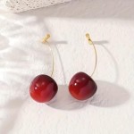Brinco Feminino Cereja "Cherry" Par em Formato de Cereja Banhado a Ouro 14K – Design Delicado, Elegante e Estilo Moderno - Imagem 3
