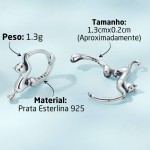 Brinco Feminino Minimalista Gato em Prata 925 - "Cute Love" | Hipoalergênico, Leve, Elegante, Amante de Gatos - Acompanha Bolsa de Veludo - Imagem 3