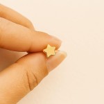Brinco Petit Estrela Lisa Cor:Dourado - Imagem 5