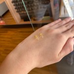 kit com 2 pares de Brincos Infantis bebê recém nascido Pontos de Luz e Bolinhas Banhados a Ouro 18k - Imagem 6
