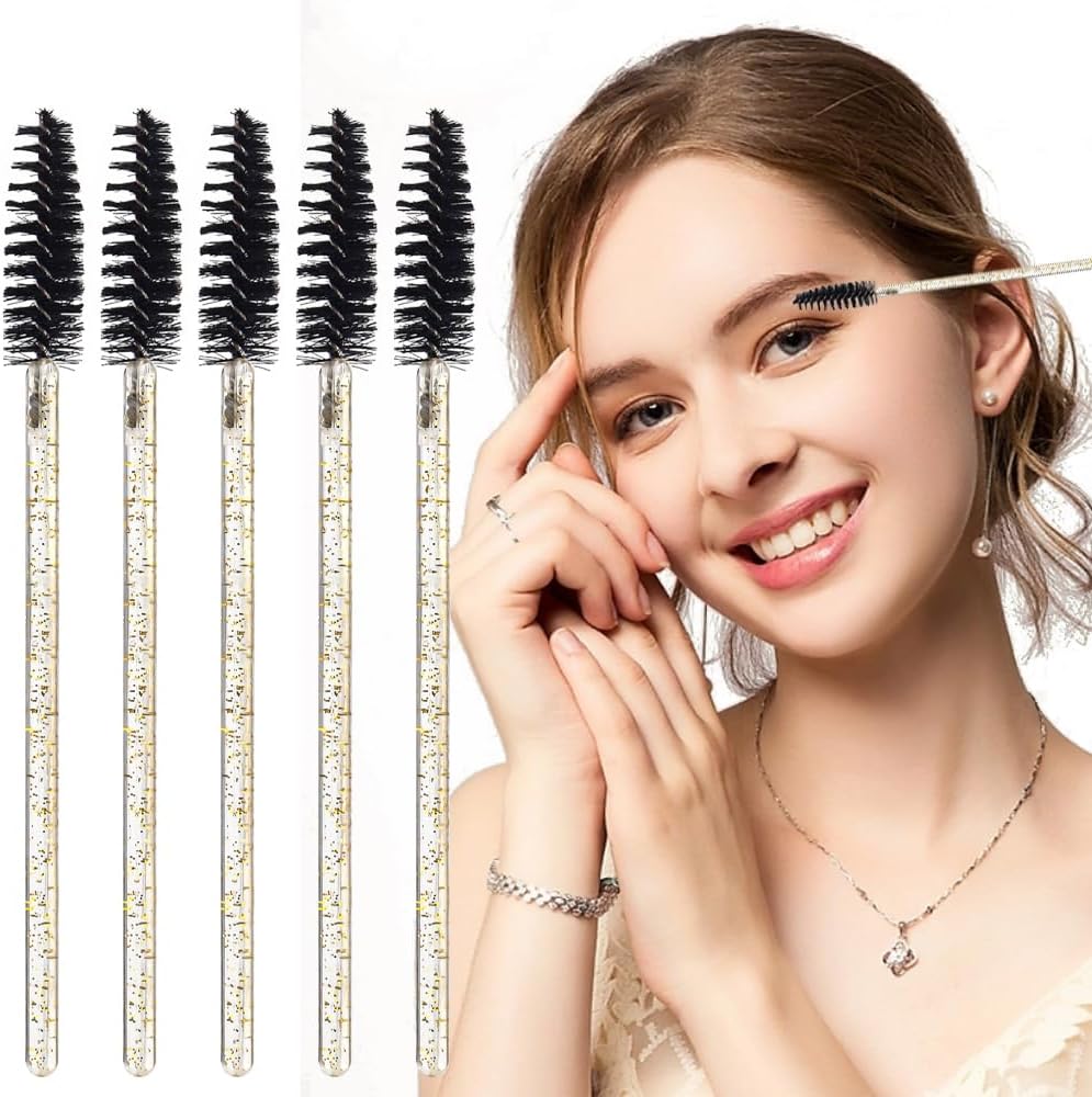 50-pecas-de-varinhas-de-rimel-com-glitter-descartaveis-para.jpg 50 peças de varinhas de rímel com glitter, descartáveis para cílios e spoolie, aplicador de maquiagem, kit de ferramentas de extensão de cílios, cabo dourado preto