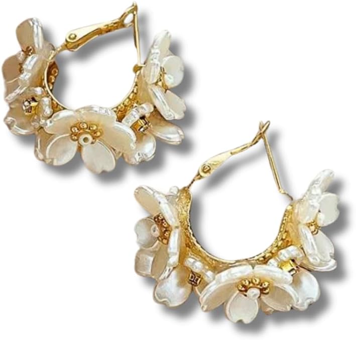 Brinco-Feminino-Argola-Floral-Elegante-em-Aco-Inoxidavel-22-cm.jpg Brinco Feminino Argola "Floral Elegante" em Aço Inoxidável 2.2 cm x 3.6 cm – Acompanha Bolsa de Veludo