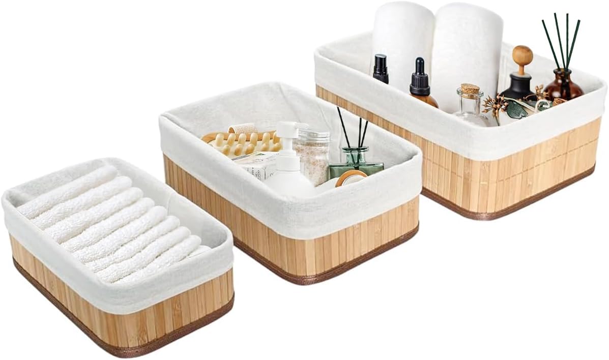 Kit-com-3-Cestos-Organizadores-Feito-de-Bambu-Cor-Claro.jpg Kit com 3 Cestos Organizadores Feito de Bambu Cor Claro. Perfeito Para Banheiros, Armários, Lavanderias, Entre Outros. Bonito e Elegante (Bege - Grande)