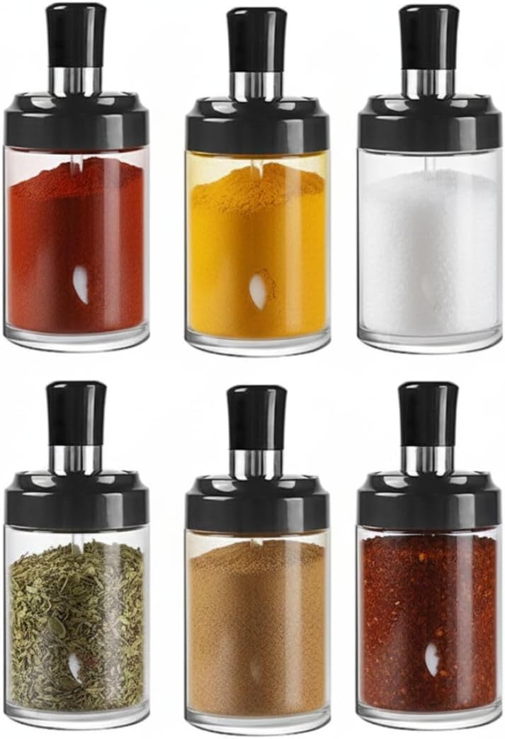 Porta-Tempero-em-Vidro-com-Colher-Sal-Acucar-Condimentos-Pimenta.jpg Porta Tempero em Vidro com Colher Sal, Açucar, Condimentos, Pimenta, Tomilho, Orégano 6 Unidades C/Etiqueta Adesiva Lousa Preta