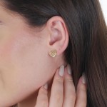 Brinco Coração Fixo Feminino Semi Joia Banhado Ouro 18k, Ideal para todas as ocasiões, Perfeito para Presentear - Imagem 4