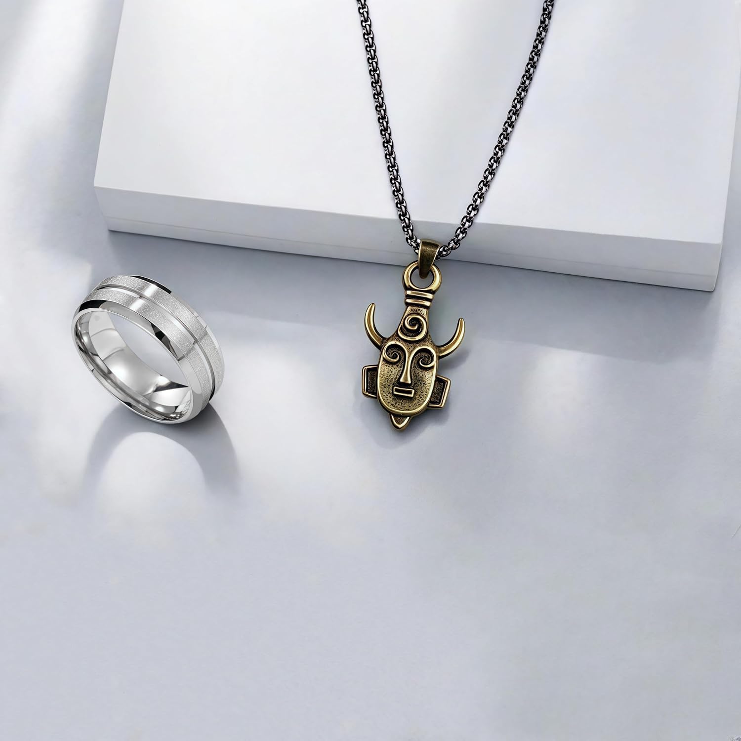 Anel-Dean-de-aco-inoxidavel-e-pingente-de-amuleto-de.jpg Anel Dean de aço inoxidável e pingente de amuleto de bronze com caixa de tom preto conjunto de colar inspirado em Winchester joia cosplay masculina