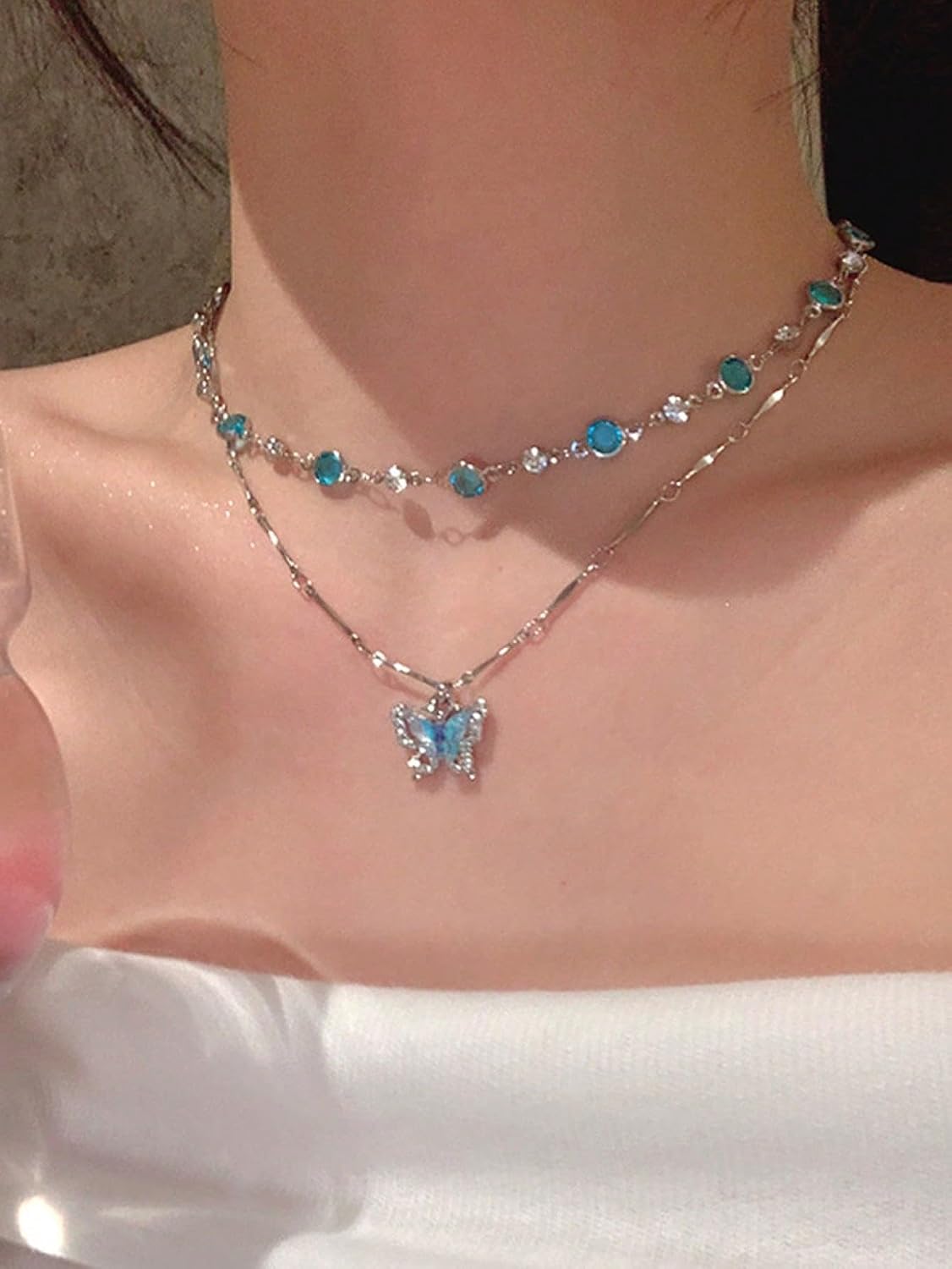 Colar-feminino-com-laco-de-perola-elegante-joia-classica-com.jpg Colar feminino com laço de pérola, elegante, joia clássica com laço